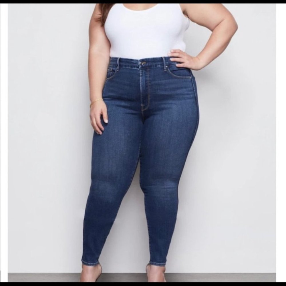 Good American Jeans good curve high rise  dark wash 22